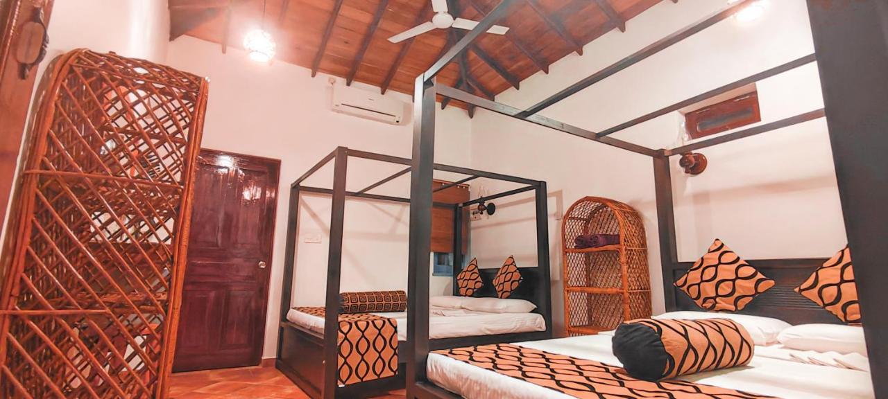Nu-Vin Beach Hotel Ahangama Bagian luar foto